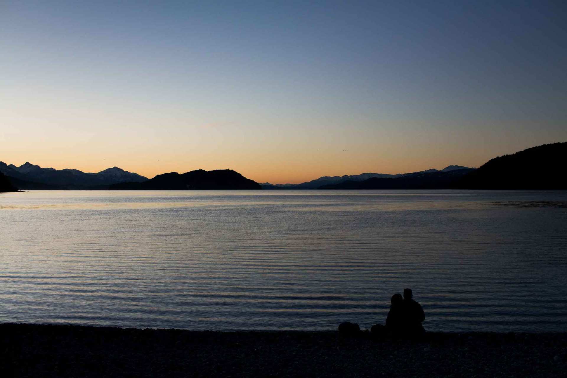Pareja en el Nahuel Huapi